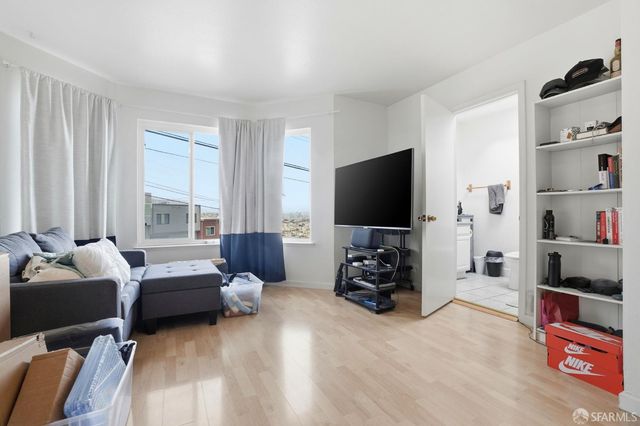 1831 Silliman Street, San Francisco, CA 94134