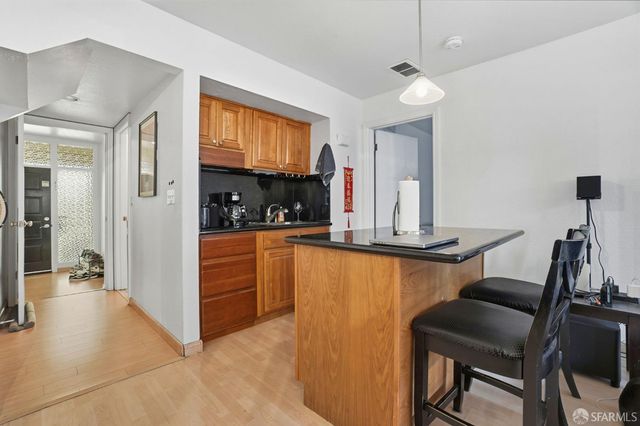 1831 Silliman Street, San Francisco, CA 94134