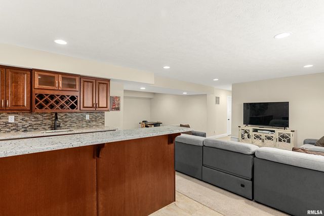 2816 W ARDEN Way, Dunlap, IL 61525