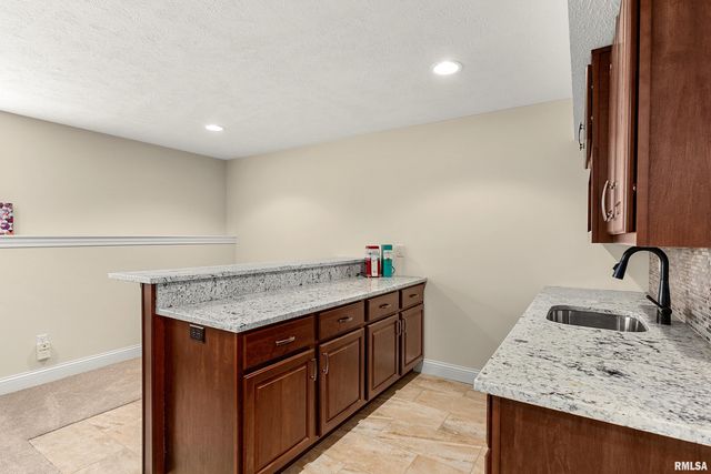 2816 W ARDEN Way, Dunlap, IL 61525