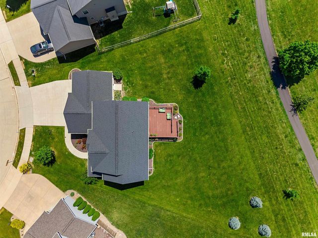 2816 W ARDEN Way, Dunlap, IL 61525