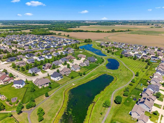 2816 W ARDEN Way, Dunlap, IL 61525