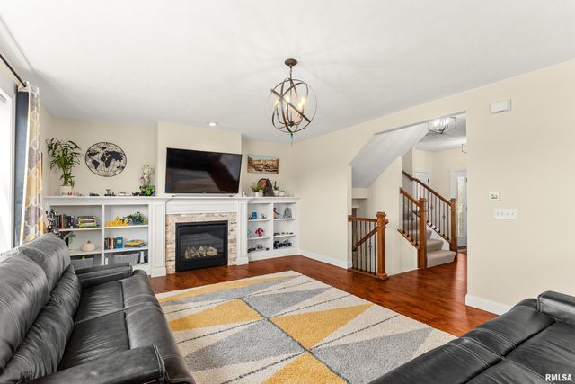 2816 W ARDEN Way, Dunlap, IL 61525