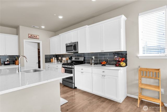 12009 SE 297th Place, Auburn, WA 98092