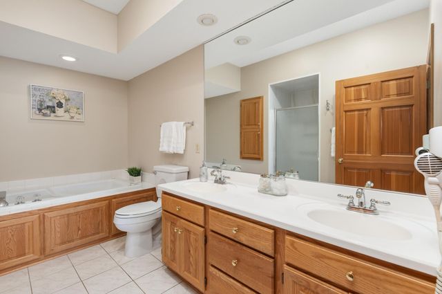 2449 Skyline Drive, Bloomington, MN 55425