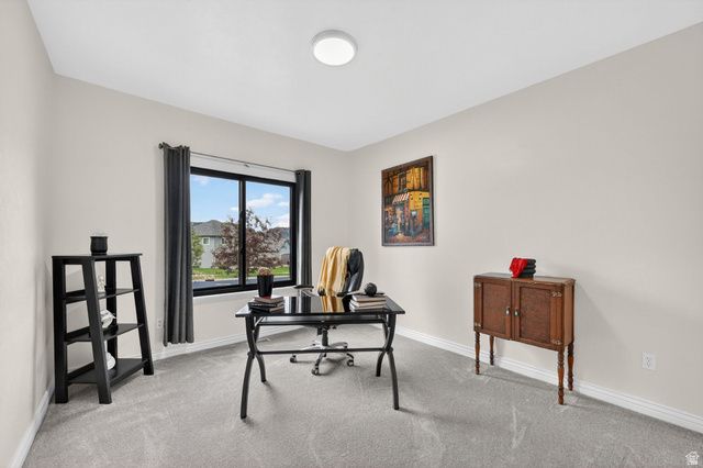 161 W SWEETBRIAR LN, Saratoga Springs, UT 84045
