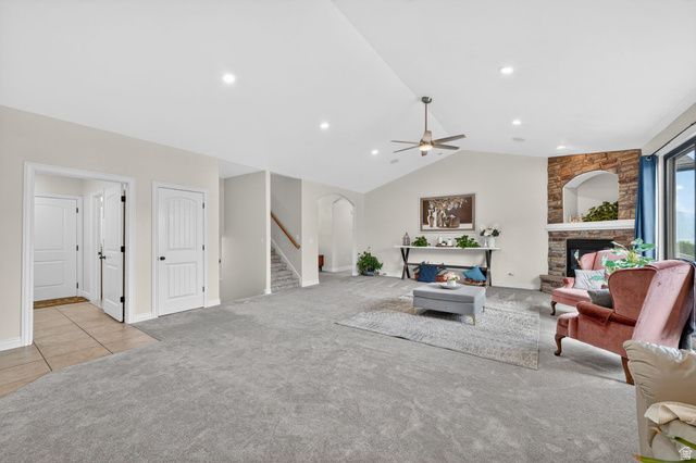 161 W SWEETBRIAR LN, Saratoga Springs, UT 84045