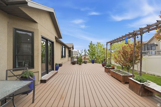 161 W SWEETBRIAR LN, Saratoga Springs, UT 84045