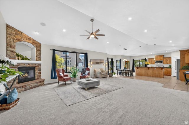 161 W SWEETBRIAR LN, Saratoga Springs, UT 84045
