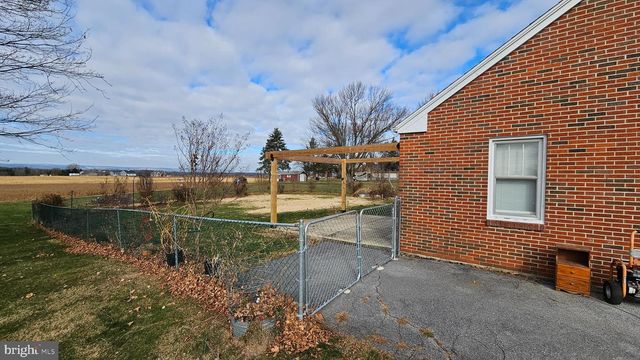 5391 MOLLY PITCHER HWY, Chambersburg, PA 17202