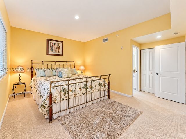 5900 W Sample Rd 202, Coral Springs, FL 33067