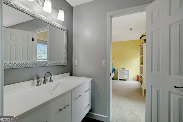 265 Broadmoor Drive, Fayetteville, GA 30215