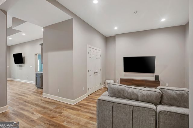 265 Broadmoor Drive, Fayetteville, GA 30215