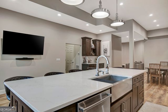 265 Broadmoor Drive, Fayetteville, GA 30215