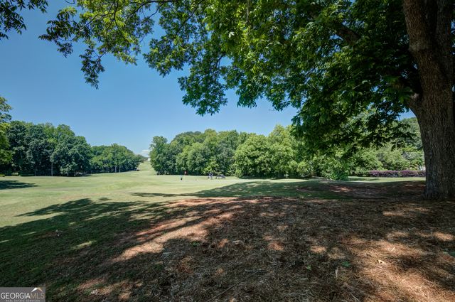 265 Broadmoor Drive, Fayetteville, GA 30215