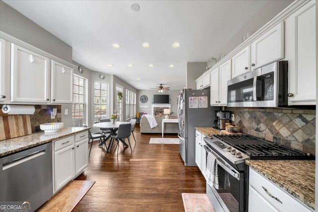 508 Chestnut Walk, Canton, GA 30114