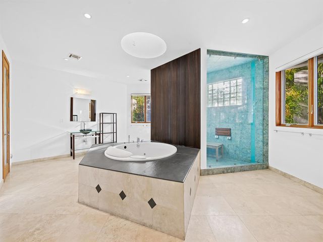 450 Victoria Terrace, Fort Lauderdale, FL 33301