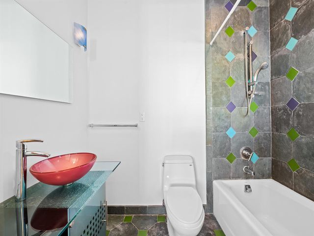 450 Victoria Terrace, Fort Lauderdale, FL 33301
