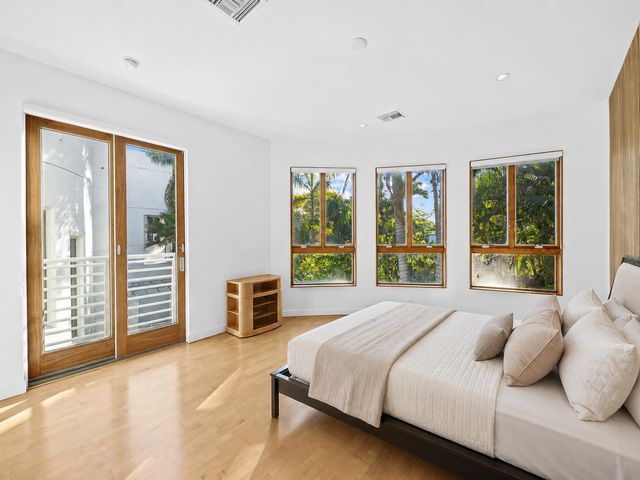 450 Victoria Terrace, Fort Lauderdale, FL 33301