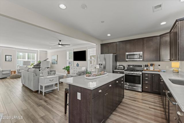 61 Hammock Oaks Circle, Hilton Head Island, SC 29926