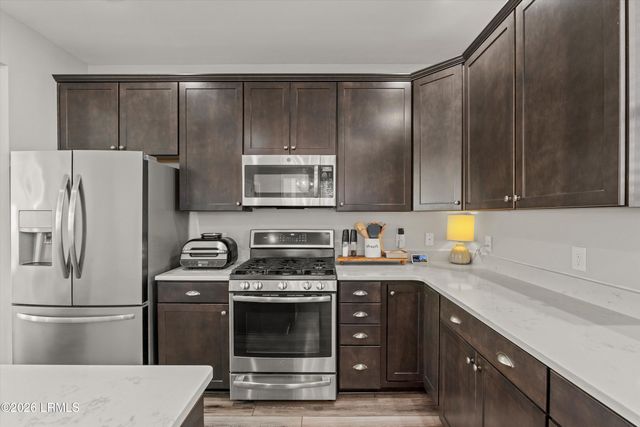 61 Hammock Oaks Circle, Hilton Head Island, SC 29926