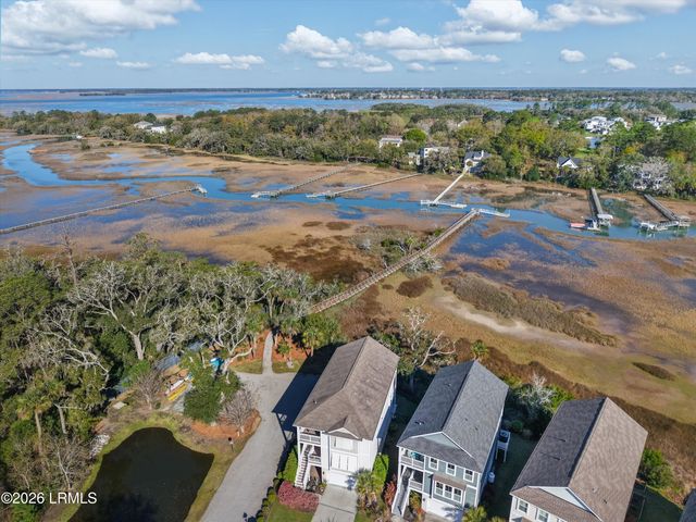 61 Hammock Oaks Circle, Hilton Head Island, SC 29926