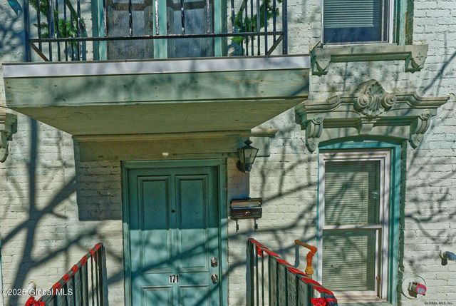 171 Lancaster Street, Albany, NY 12210