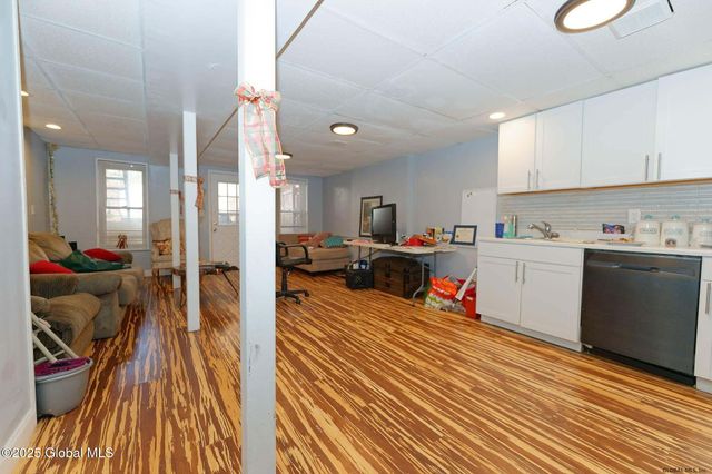 171 Lancaster Street, Albany, NY 12210