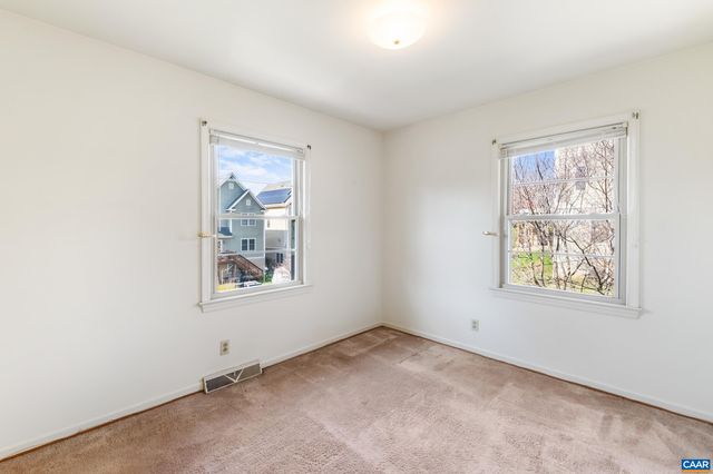 714 PALATINE AVE, Charlottesville, VA 22902