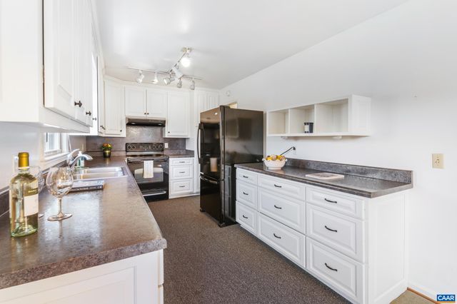 714 PALATINE AVE, Charlottesville, VA 22902