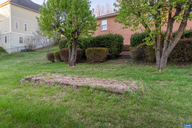 714 PALATINE AVE, Charlottesville, VA 22902