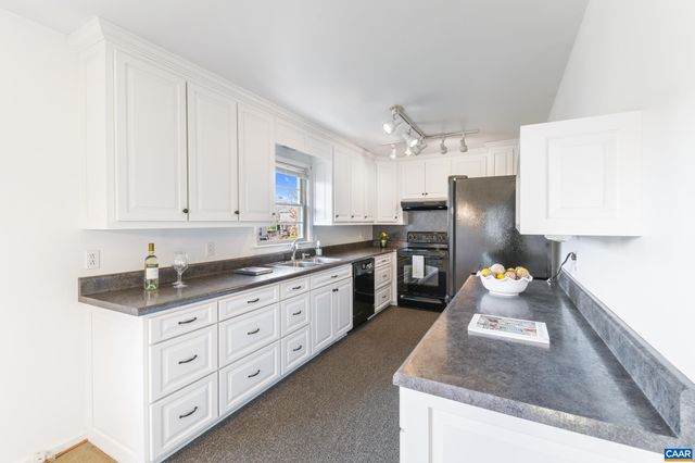 714 PALATINE AVE, Charlottesville, VA 22902