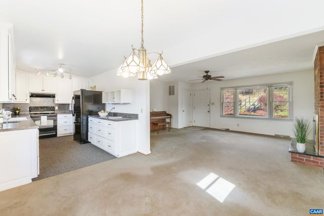 714 PALATINE AVE, Charlottesville, VA 22902