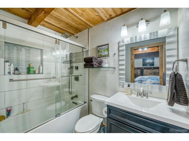 100 Cove Blvd B, Dillon, CO 80435