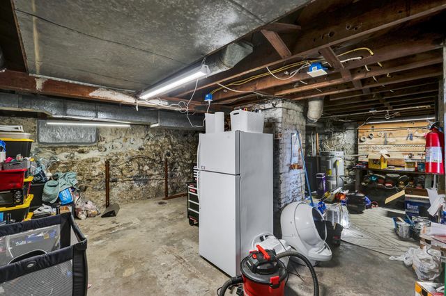 1924 W Indiana Ave, Spokane, WA 99205