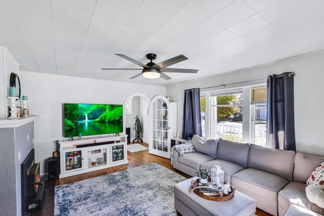 1924 W Indiana Ave, Spokane, WA 99205