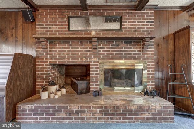 209 WALNUT WOODS DR, Louisa, VA 23093