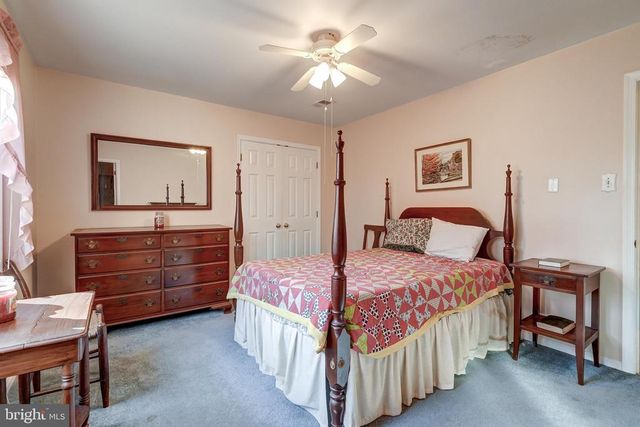 209 WALNUT WOODS DR, Louisa, VA 23093