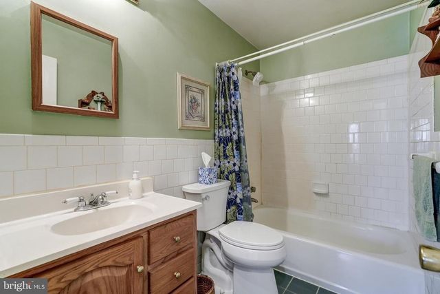 209 WALNUT WOODS DR, Louisa, VA 23093