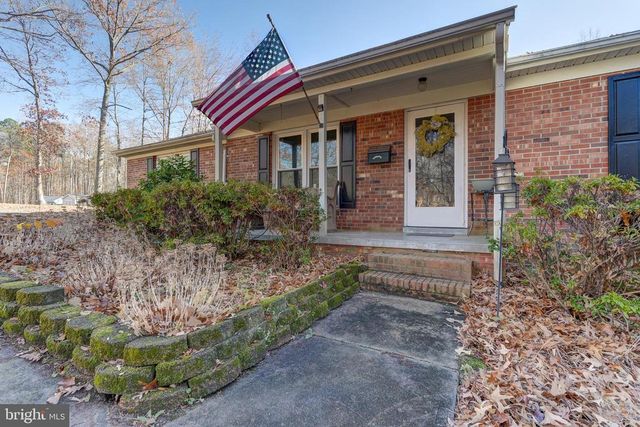 209 WALNUT WOODS DR, Louisa, VA 23093