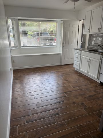 2311 Vagas Street D, Dallas, TX 75219