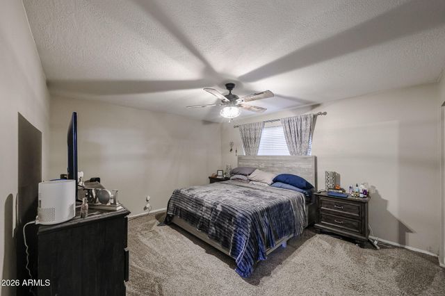 5126 W MERCER Lane, Glendale, AZ 85304