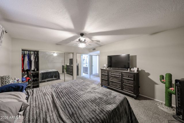 5126 W MERCER Lane, Glendale, AZ 85304
