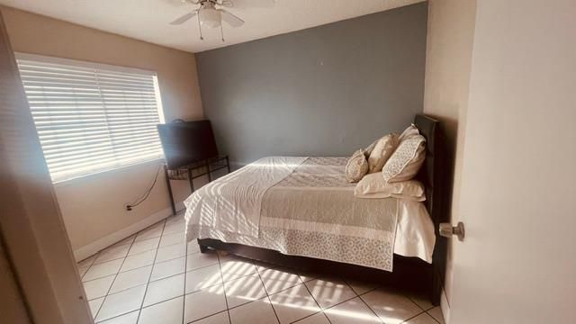5900 Stone Bridge Ln, Bakersfield, CA 93313