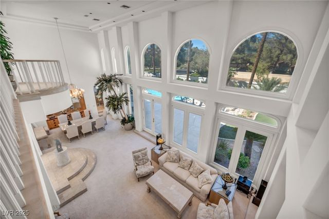 10 Innisbrook Avenue, Las Vegas, NV 89113