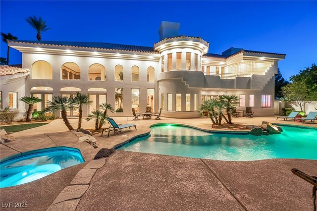 10 Innisbrook Avenue, Las Vegas, NV 89113