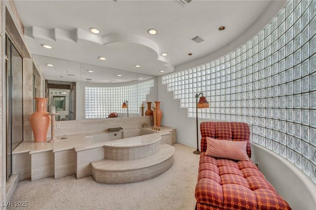 10 Innisbrook Avenue, Las Vegas, NV 89113