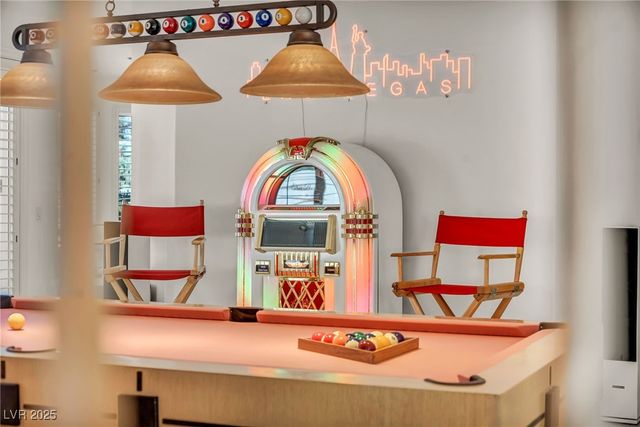 10 Innisbrook Avenue, Las Vegas, NV 89113