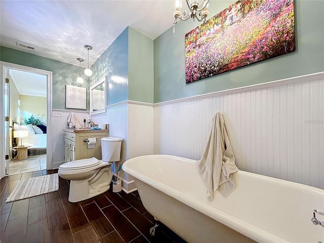 1704 HIBISCUS CIRCLE N, Oldsmar, FL 34677