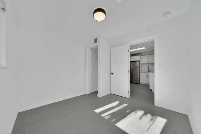 1108 NE 16th Street, Fort Lauderdale, FL 33304